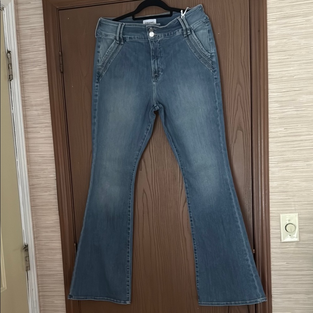 Frame Denim Light Blue Flare Jeans

Never worn they did not fit me. Super cute